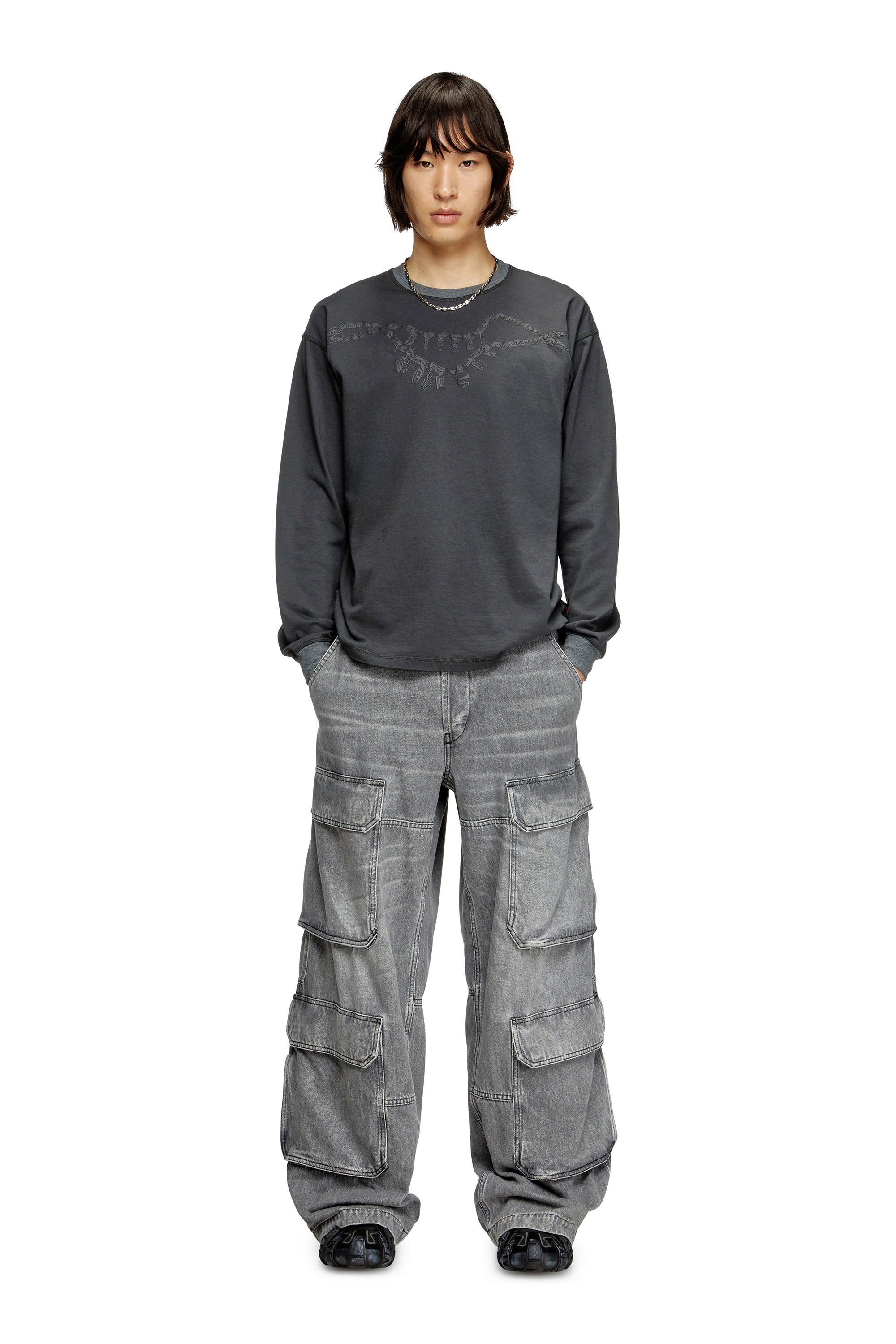 Diesel - T-BOXT-LS-HOSHI, Unisex's Long-sleeve T-shirt with charm necklace print in Dark grey - 3